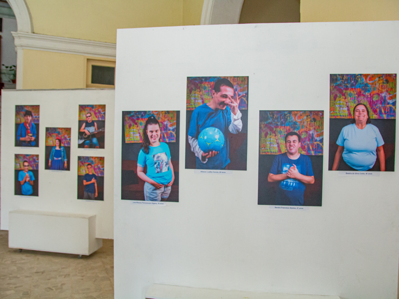 Exposição fotográfica “Em Tons de Azul II” inaugura na Prefeitura de Pelotas nesta quinta-feira