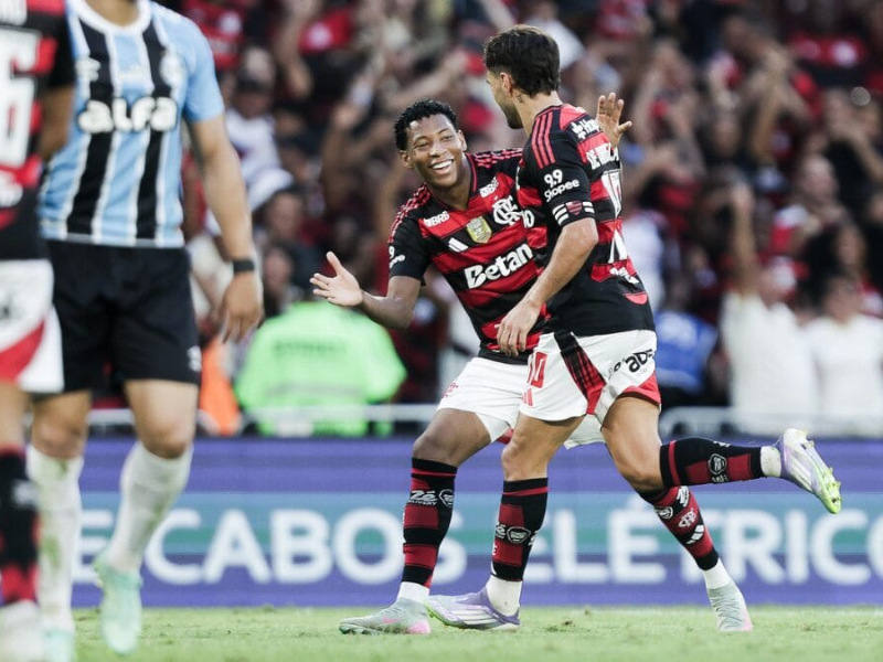 Brasileirão 2025: Grêmio segura o Flamengo e empata no Maracanã