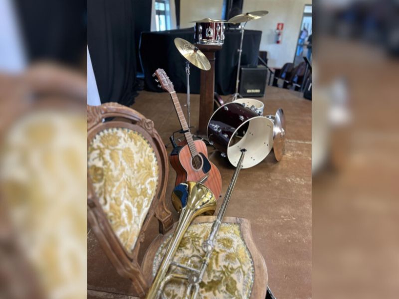Rio Grande: Escola de Belas Artes Heitor de Lemos adquire novos instrumentos musicais através de emenda parlamentar