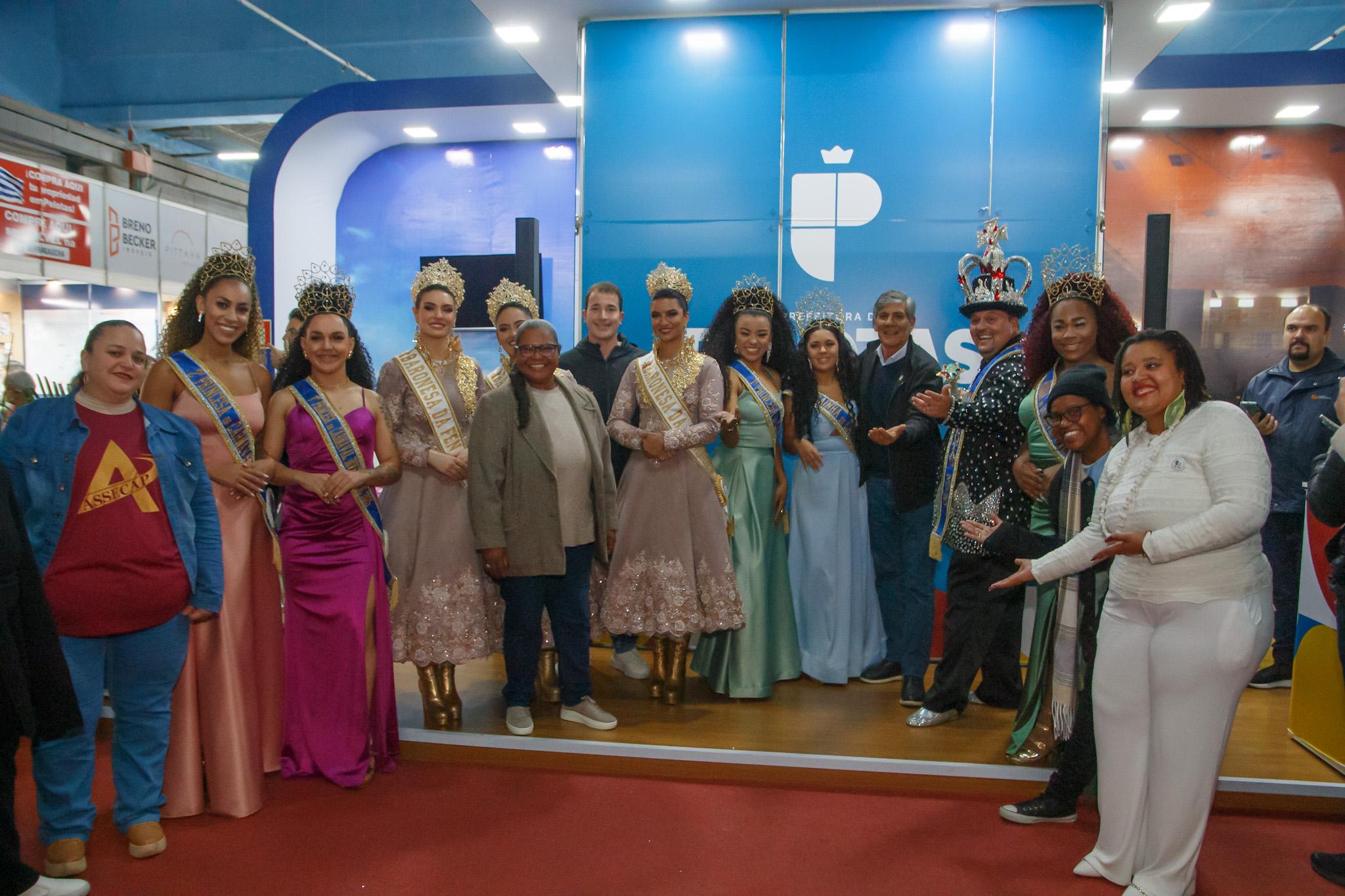 Carnaval de Pelotas 2026 é lançado na Fenadoce