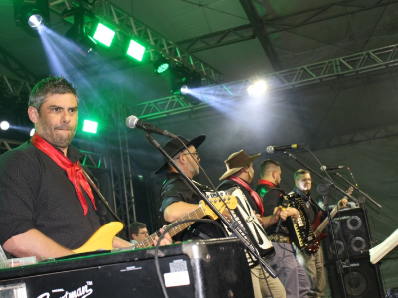 Semana Farroupilha 2025 terá shows, danças e programação gratuita em Cerrito