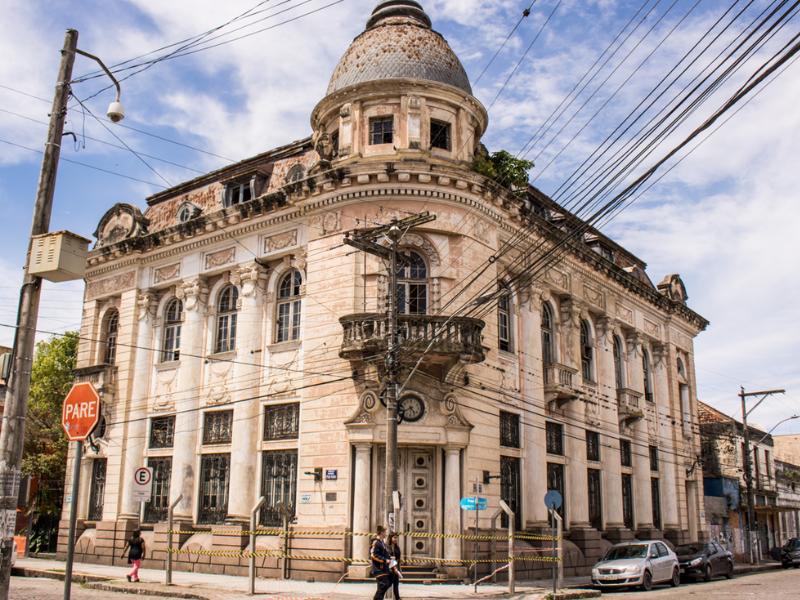 Projeto de restauro da antiga sede do Banco do Brasil é entregue à Prefeitura de Pelotas