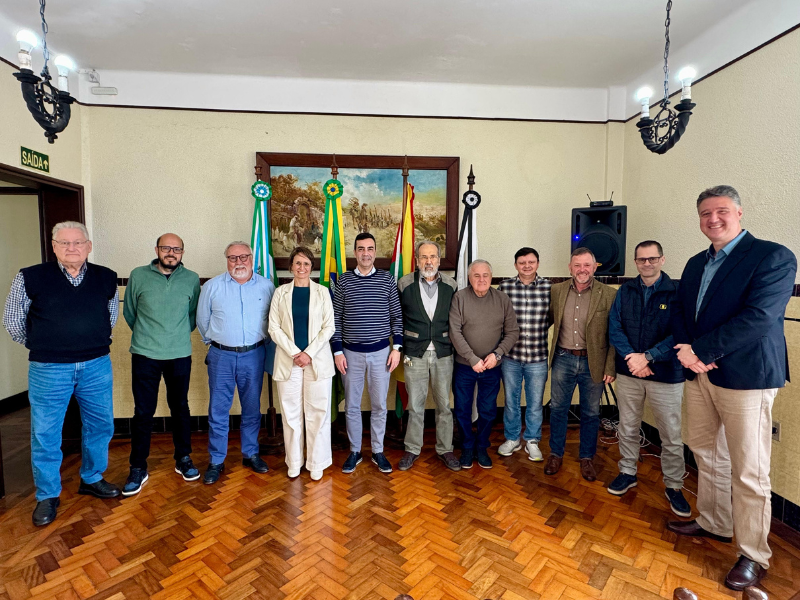 Câmara de Comércio de Rio Grande realiza reunião de diretoria