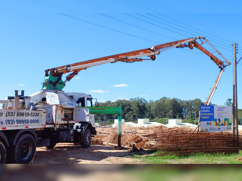 UBS Zona Norte de Pinheiro Machado entra em nova etapa de concretagem
