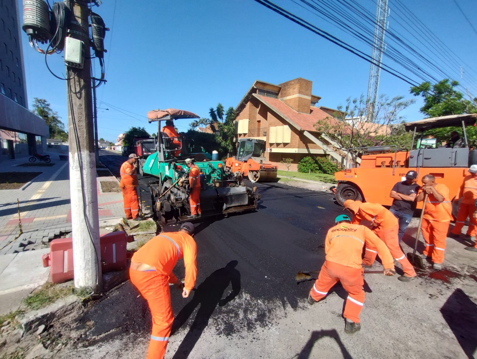 Prefeitura dá início à obra de asfaltamento na zona norte de Pelotas