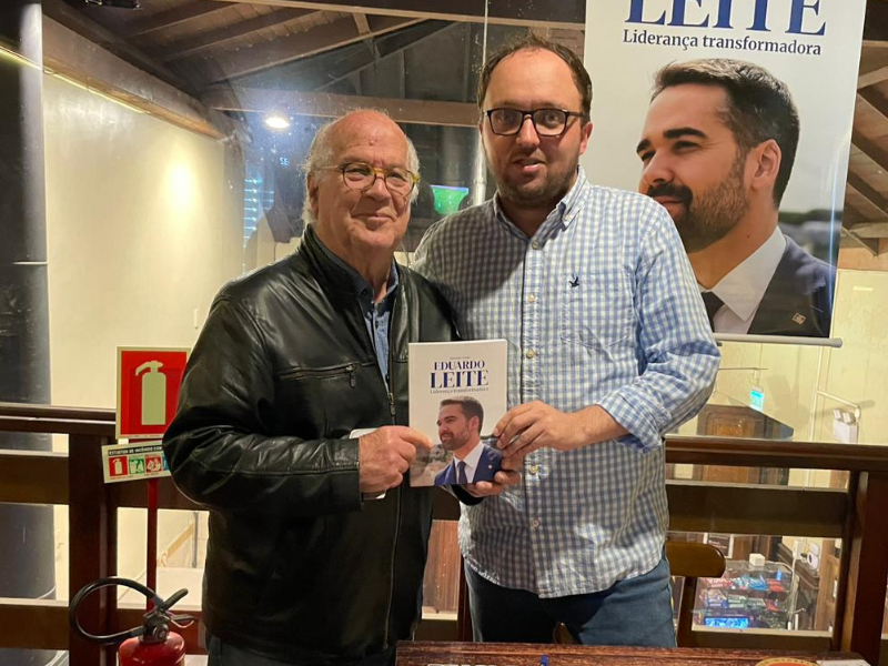 Pedro-osoriense lança livro sobre Eduardo Leite