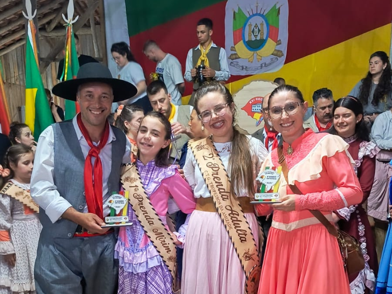 CTG Cancela Grande participa de Rodeios Artísticos em Canguçu e Pelotas obtendo premiações