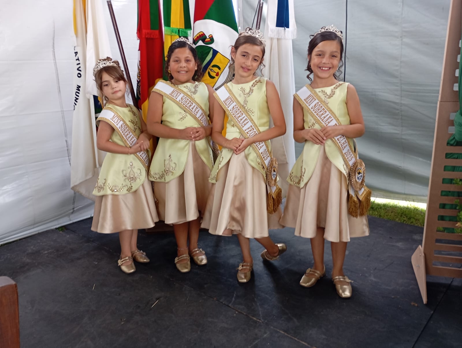 mini corte