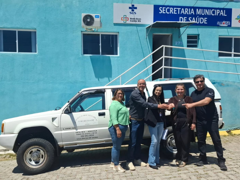 Prefeitura de Herval recebe picape Mitsubishi L200 Triton para reforçar frota da Secretaria de Saúde