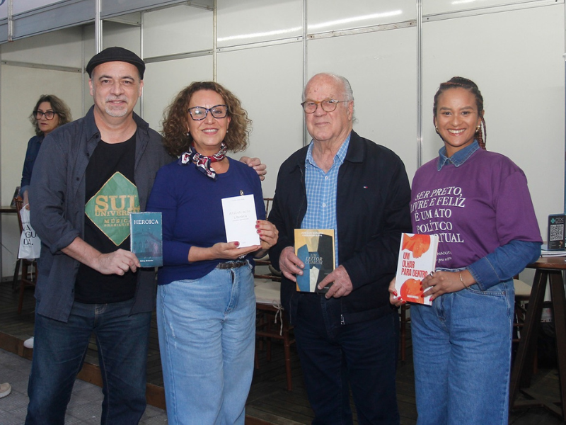 Reflexão, identidade e afeto marcam mais uma Sessão de Autógrafos da 51ª Feira do Livro de Pelotas