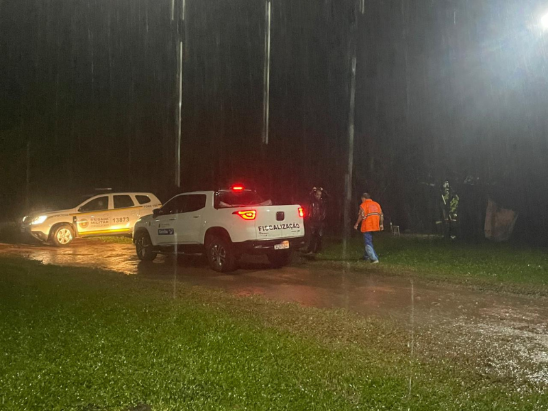 Temporal provoca estragos e mantém municípios da Zona Sul em alerta; volumes de chuva superam 100 mm em várias localidades