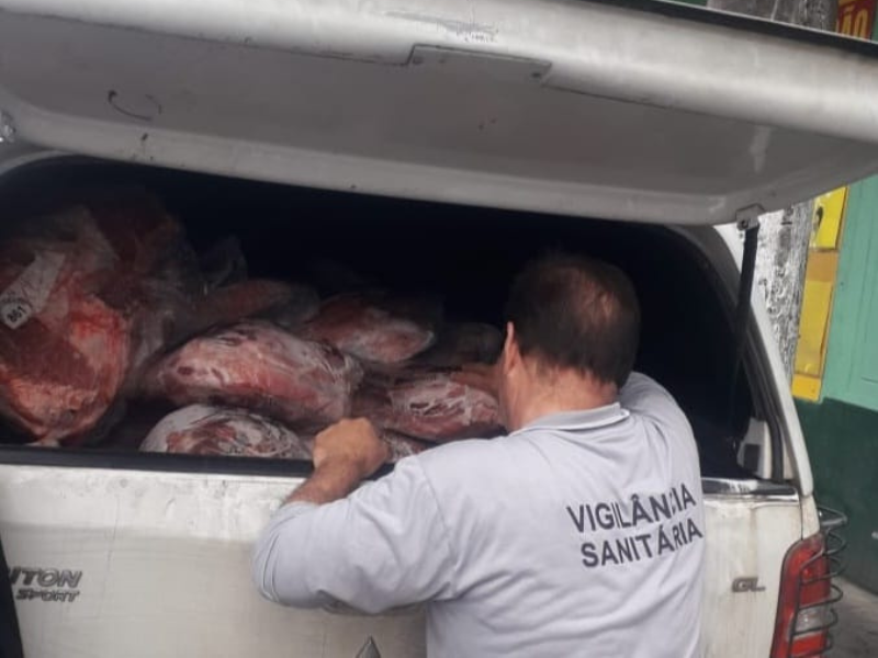 Vigilância Sanitária apreende 50 quilos de carne bovina em Pelotas