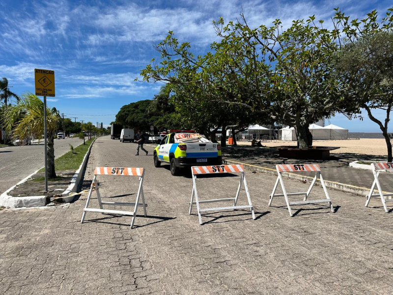 Pelotas: Trânsito na orla do Laranjal sofre alterações para o Réveillon