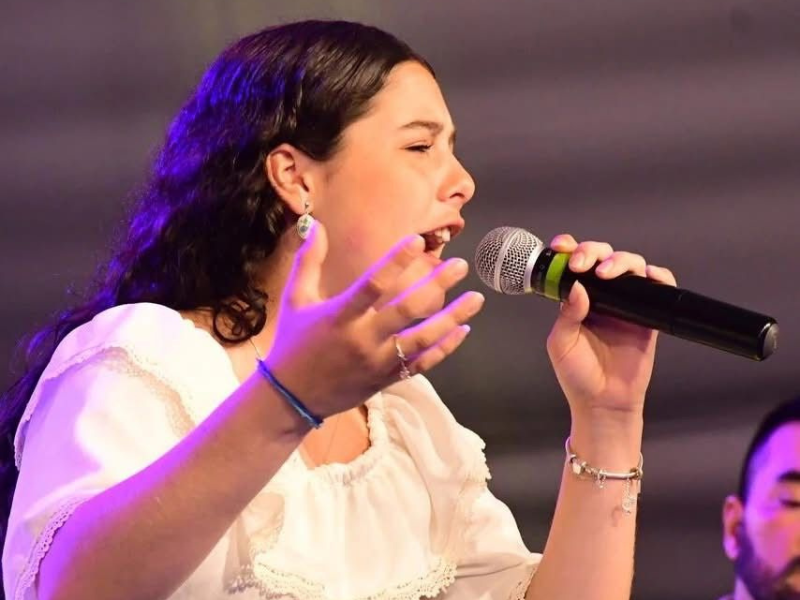 Aos 15 anos, cantora de Canguçu consolida trajetória na música nativista