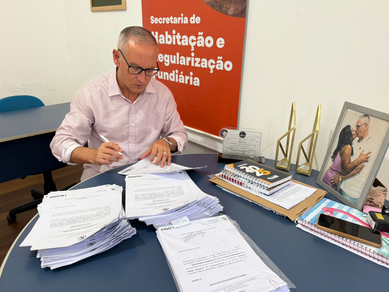 Prefeitura de Pelotas autoriza mais 40 famílias a formalizar seus terrenos