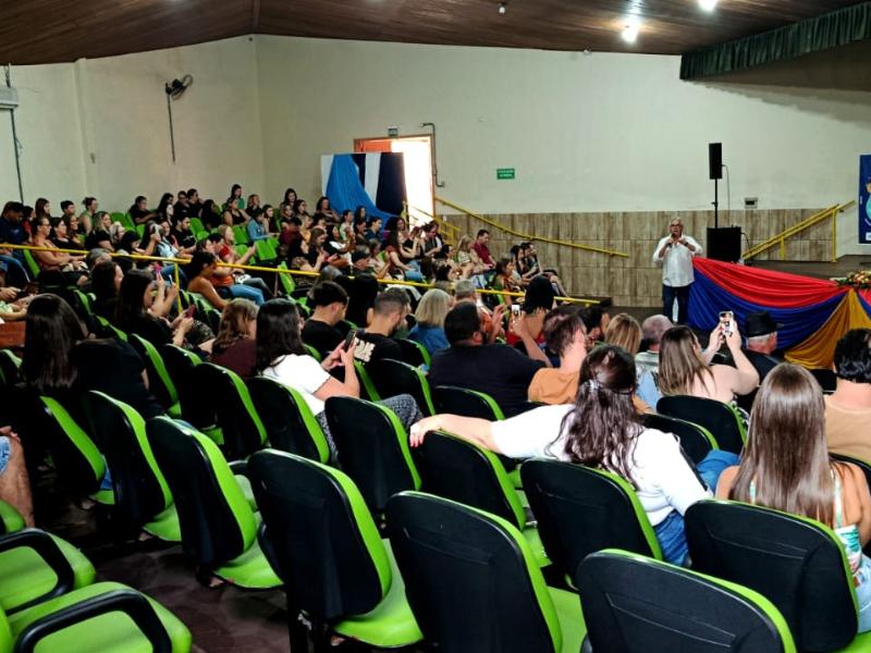 Secretaria de Educação realiza abertura do ano letivo em Morro Redondo