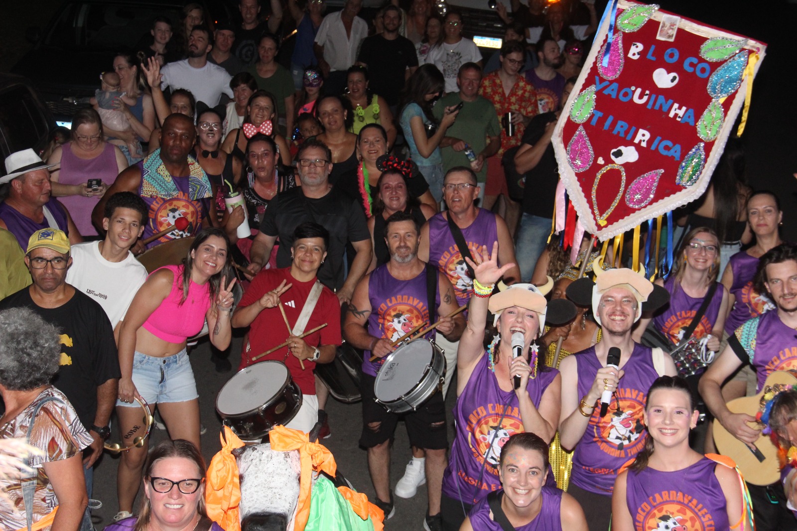 Abertura do Carnaval em Morro Redondo ocorre com desfile e shows
