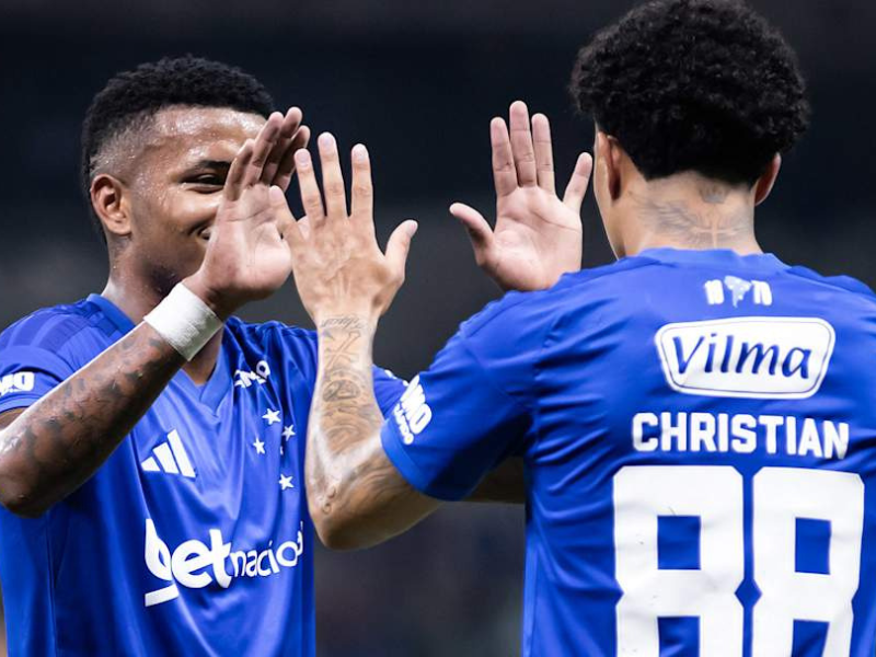 Brasileirão: Cruzeiro bate o Grêmio no Mineirão