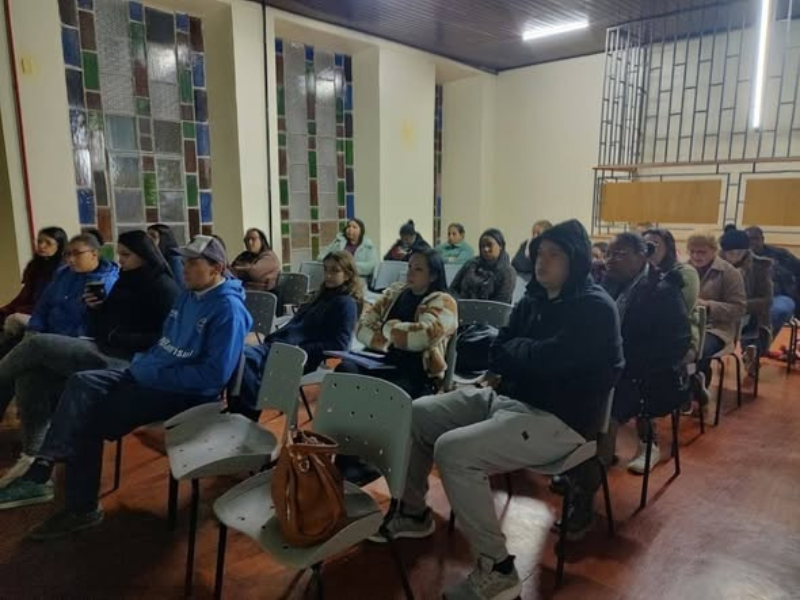 Secretaria de Educação promove formação sobre comunicação no TEA em Pinheiro Machado