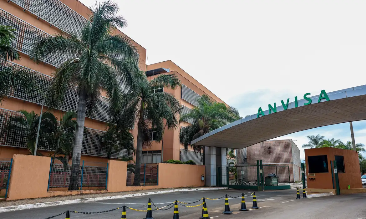Anvisa aprova novos medicamentos para câncer de mama e sintomas da menopausa