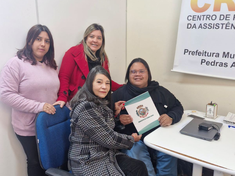 Prefeitura de Pedras Altas oficializa contratação de novo assistente social para o CRAS