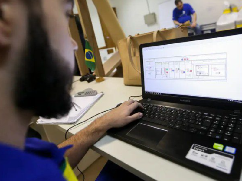 Governo do Brasil veta projeto de lei que precariza contrato de trabalho para jovens