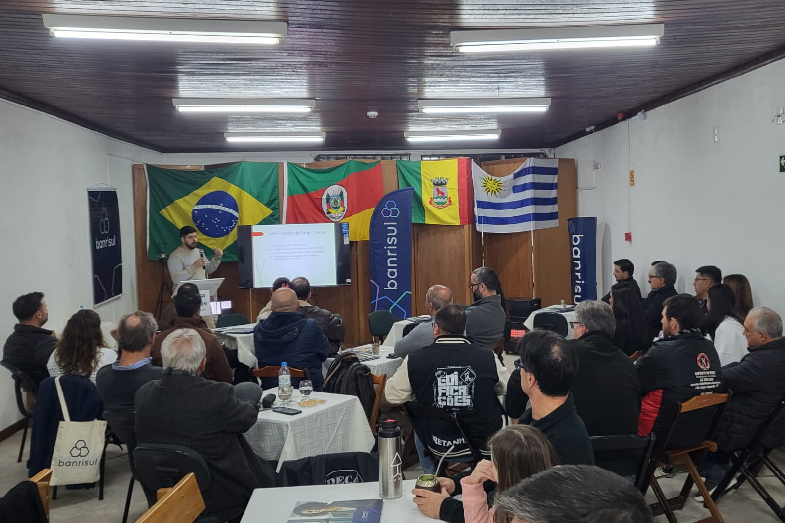 1º Ciclo de Palestras do Fórum de Desenvolvimento Regional reúne empresários e profissionais em Jaguarão