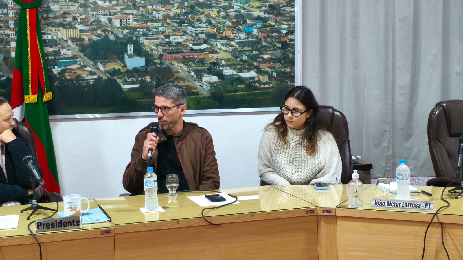 Saúde bucal e prevenção ao câncer de boca são tema de apresentação na Câmara de Vereadores de Arroio Grande