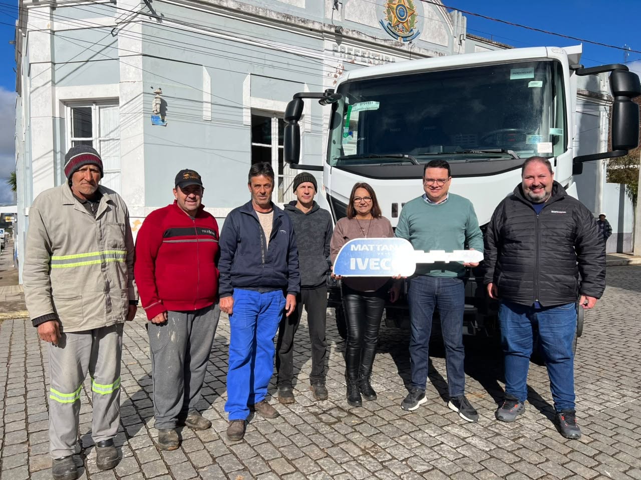 Secretaria de Agropecuária e Meio Ambiente de Pinheiro Machado recebe caminhão para ampliar serviços