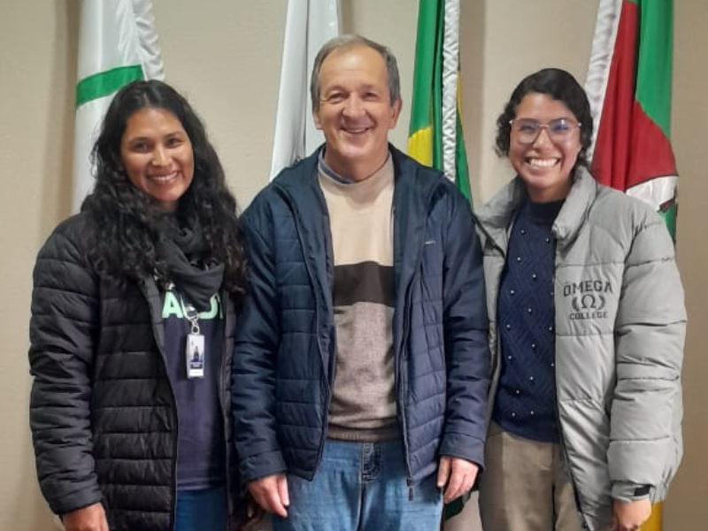 Instituto Vida, do Paraná, realiza intercâmbio sociocultural em Morro Redondo