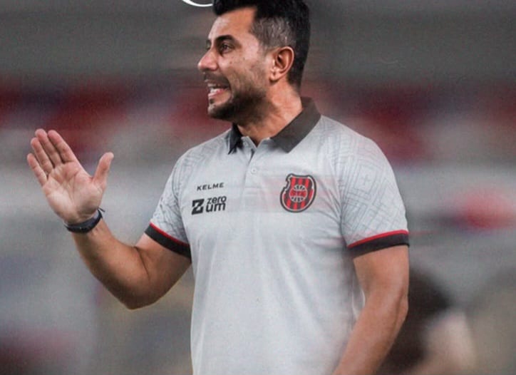 Brasil confirma novo técnico