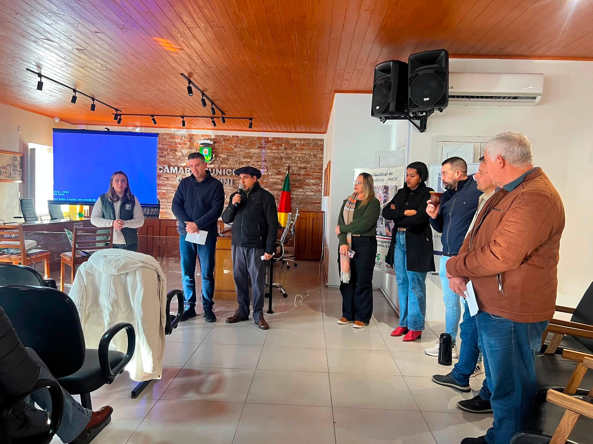 Câmara apresenta Programa Nacional de Crédito Fundiário a produtores rurais