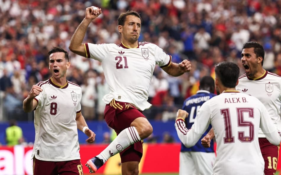 COPA DO MUNDO: Espanha vence a França e vai à final