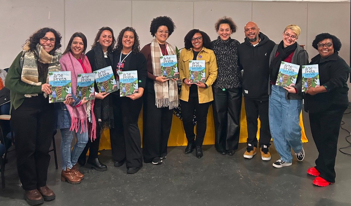 SME distribui obra sobre o papel do povo negro na história do RS